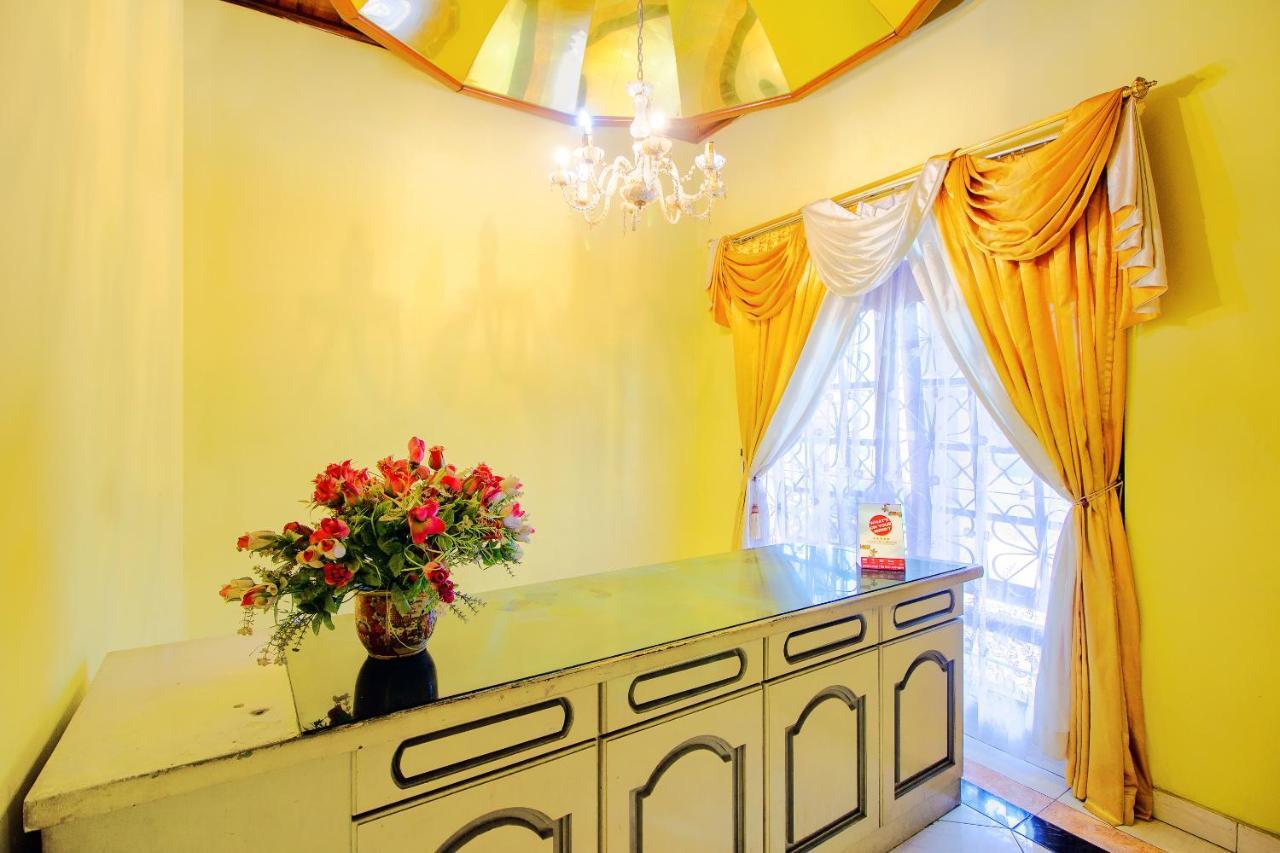 Oyo 1770 Hotel Mawar Saron 2 Kejayan Bagian luar foto