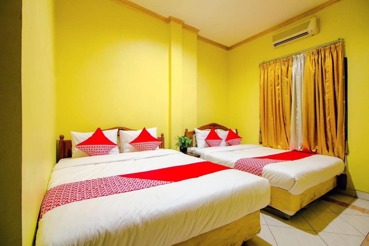 Oyo 1770 Hotel Mawar Saron 2 Kejayan Bagian luar foto